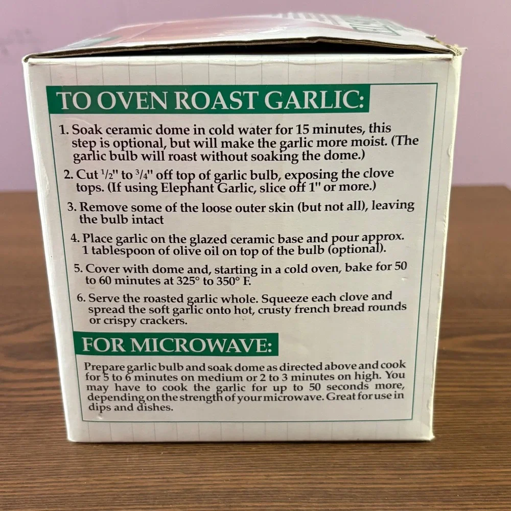Ceramic Garlic Roaster Garlic‎ Shaped Tan New Excellent
